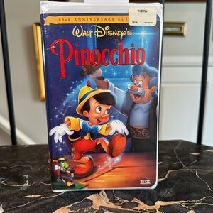 Walt Disney's Pinocchio 60th Anniversary Edition VHS Sealed w/ Sleeve